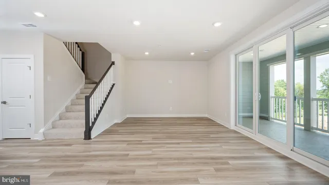 $689,990 | 44583 Strabane Terrace, Ashburn, VA 20147