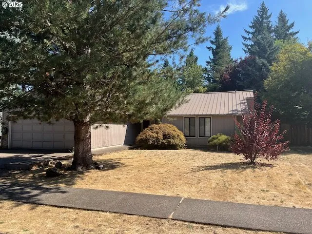 $610,000 | 10220 Southwest Paulina Drive, Tualatin, OR 97062