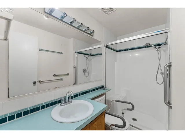 $610,000 | 10220 Southwest Paulina Drive, Tualatin, OR 97062