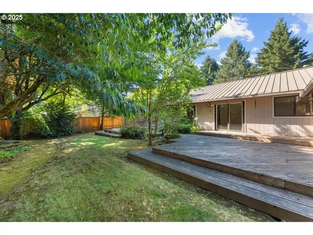$610,000 | 10220 Southwest Paulina Drive, Tualatin, OR 97062