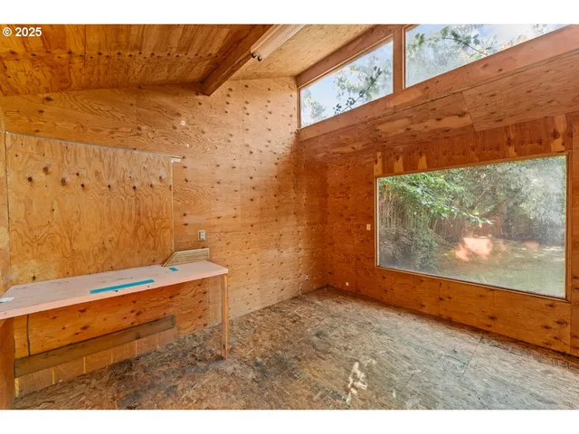 $610,000 | 10220 Southwest Paulina Drive, Tualatin, OR 97062