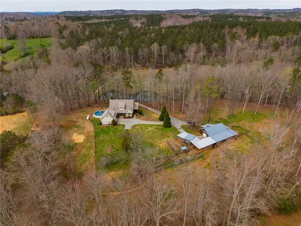 $950,000 | 723 Sulphur Springs Road Southeast, Fairmount, GA 30139