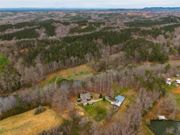 $950,000 | 723 Sulphur Springs Road Southeast, Fairmount, GA 30139