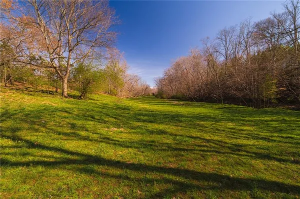 $950,000 | 723 Sulphur Springs Road Southeast, Fairmount, GA 30139