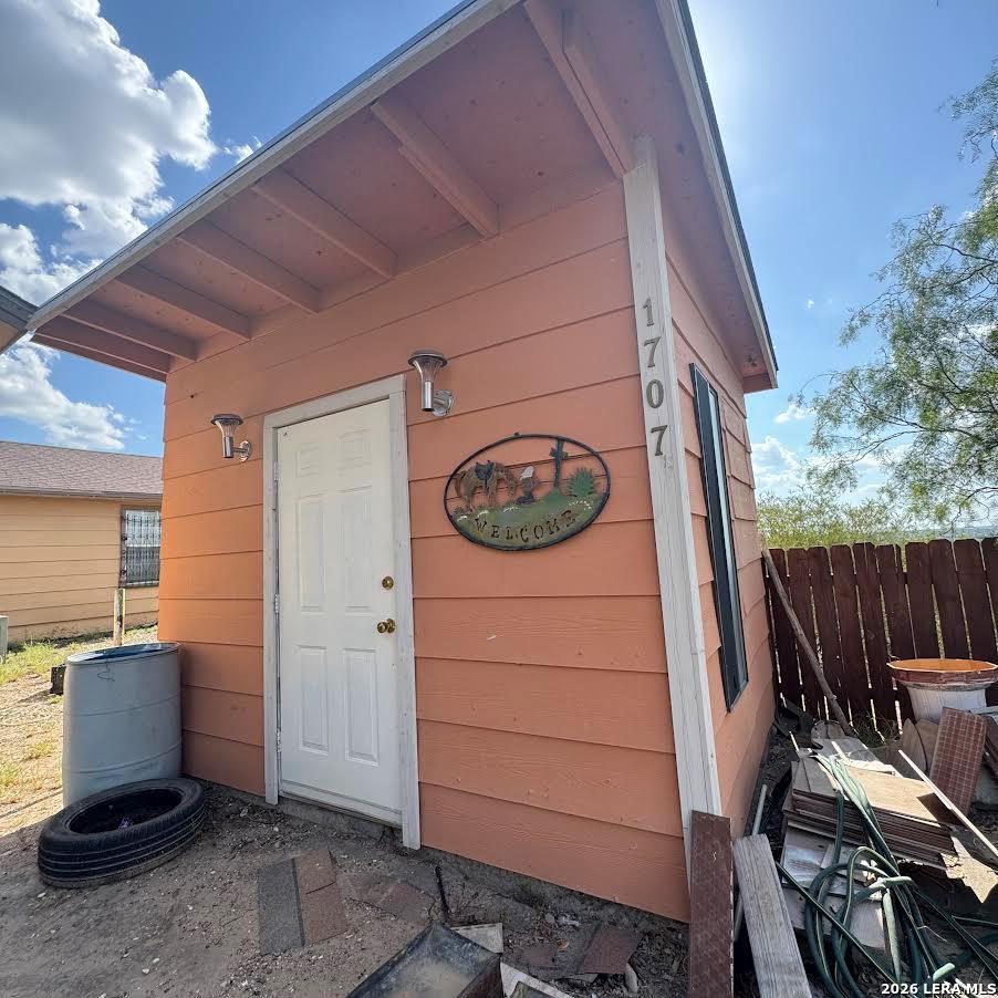 1707 Rainbow Road Eagle Pass, TX 78852 - Photo 10 of 40