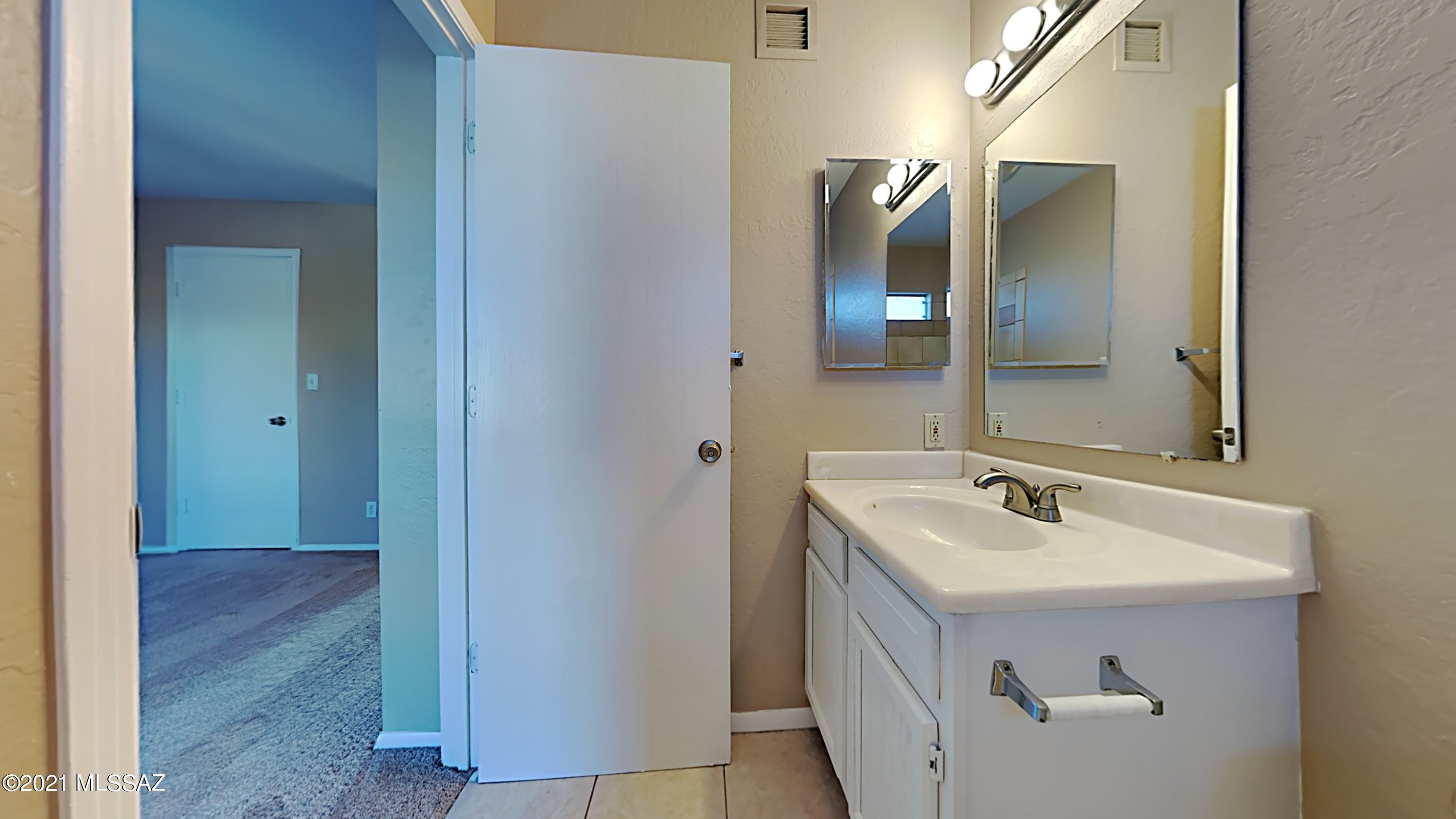1517 East Prince Road Tucson, AZ 85719 - Photo 12 of 19