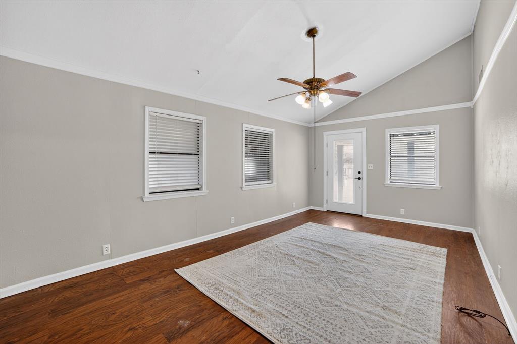 204 Dewitt Street Alba, TX 75410 - Photo 5 of 31