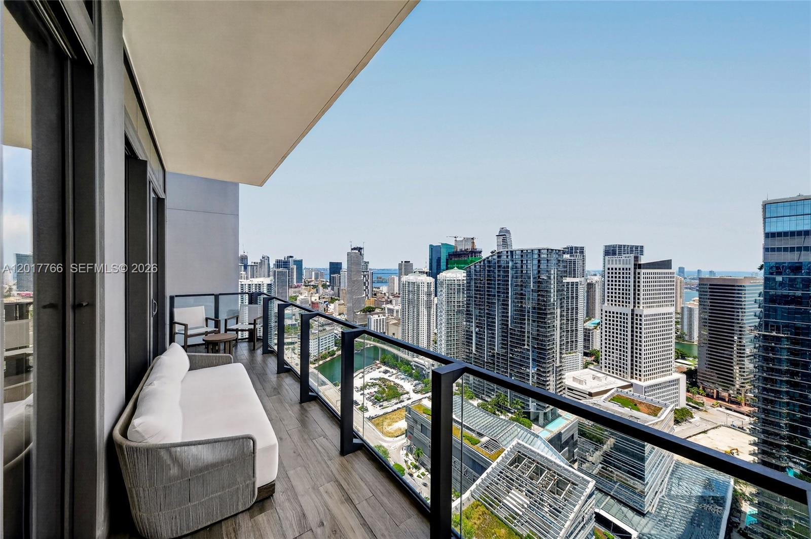 88 Southwest 7th Street, Unit PH4202 Miami, FL 33130 - Photo 52 of 88
