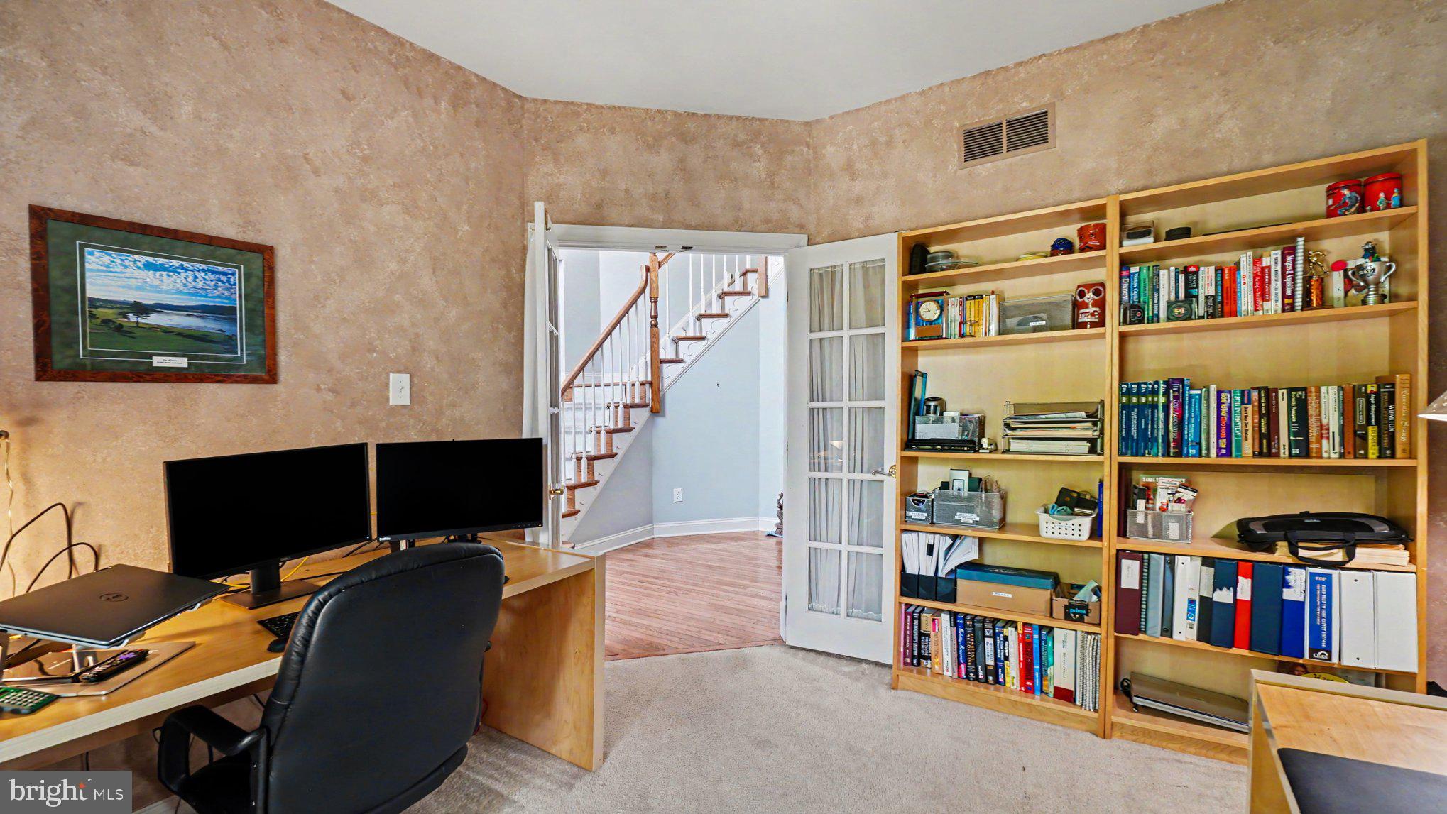 505 Springview Lane Phoenixville, PA 19460 - Photo 8 of 38