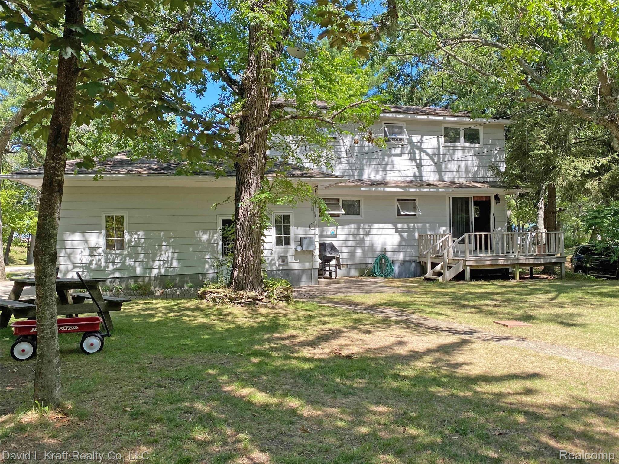 4357 Cochran Road Caseville, MI 48725 - Photo 3 of 23 4357CochranBack2.jpg