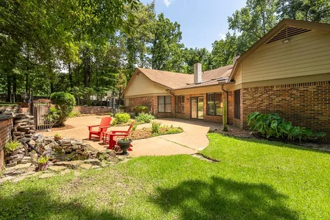 $575,000 | 8492 Windolyn Circle North, Bartlett, TN 38133