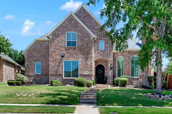 $1,095,000 | 6400 Village Springs Drive, Plano, TX 75024