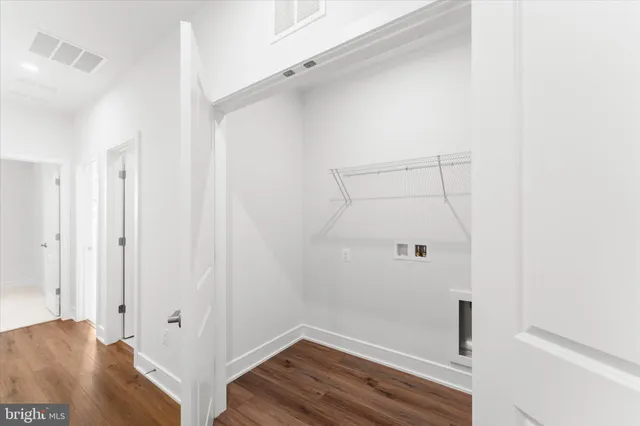 $3,600 | 23080 Soaring Hts Terrace, Ashburn, VA 20148