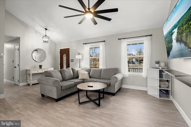 $389,000 | 22 Windward Way, Baltimore, MD 21220