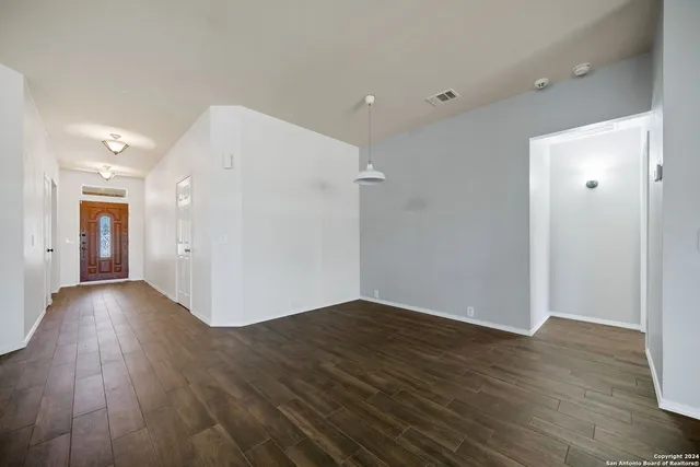 $1,700 | 15806 Bellister Street, Selma, TX 78154