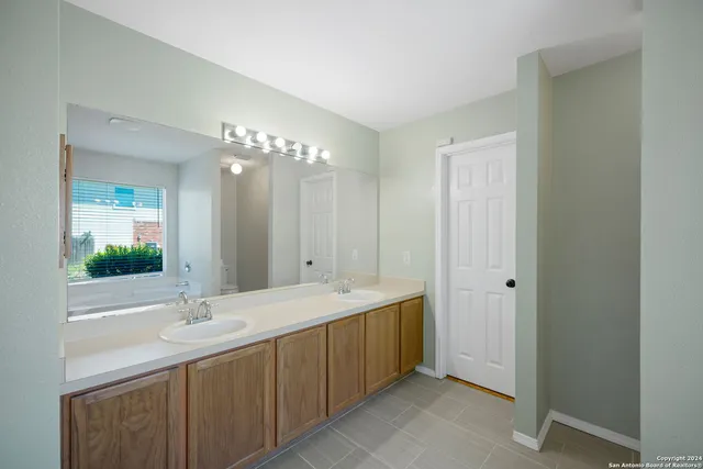 $1,700 | 15806 Bellister Street, Selma, TX 78154