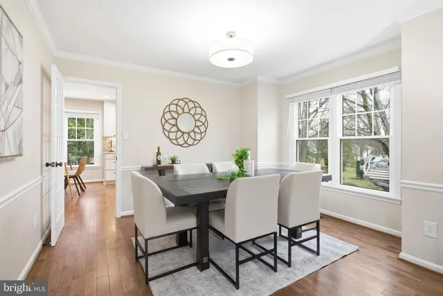 $974,888 | 9820 Westwood Manor Court, Burke, VA 22015