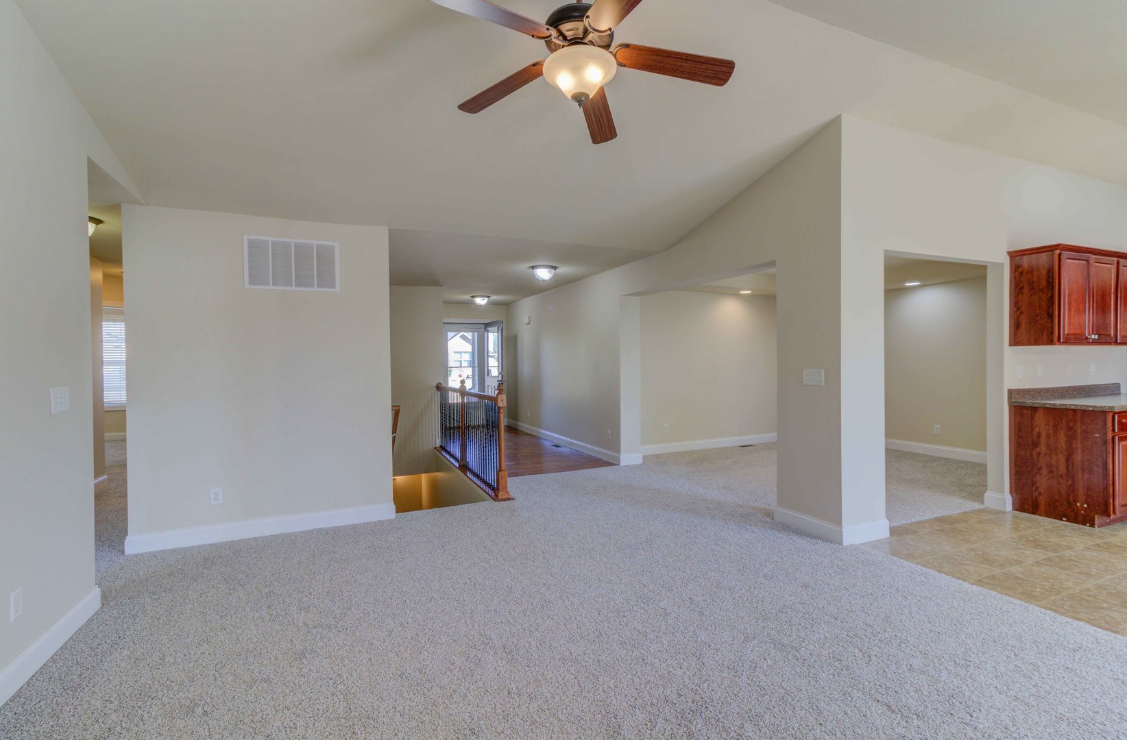 1709 Hunters Ridge Court Mahomet, IL 61853 - Photo 14 of 42 Gallery Image 14