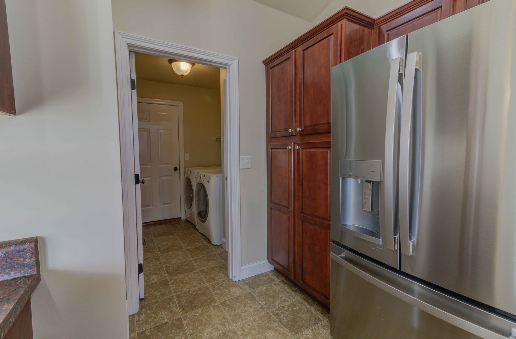 1709 Hunters Ridge Court Mahomet, IL 61853 - Photo 18 of 42 Gallery Image 18