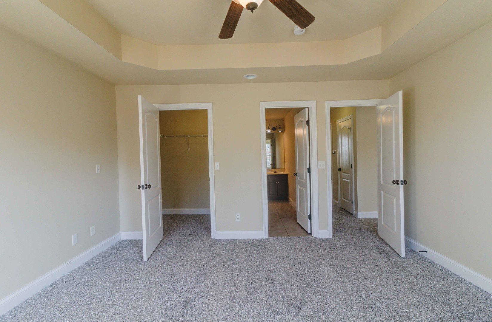 1709 Hunters Ridge Court Mahomet, IL 61853 - Photo 22 of 42 Gallery Image 22