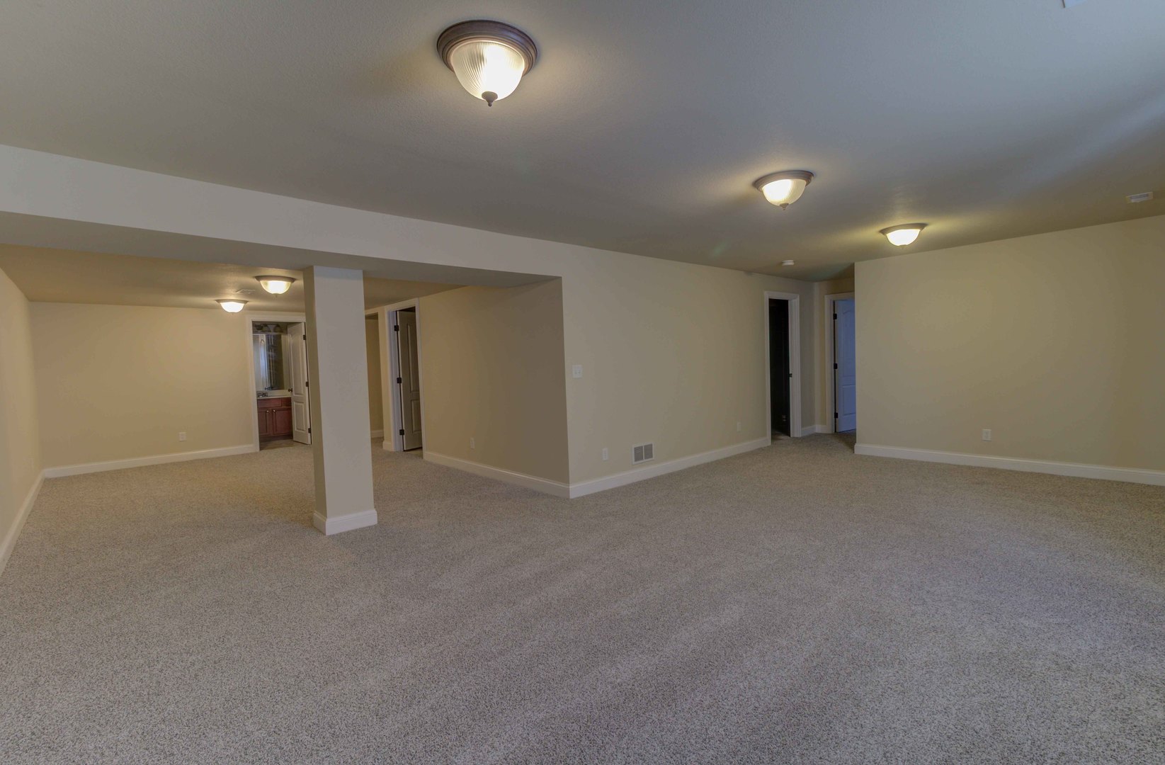 1709 Hunters Ridge Court Mahomet, IL 61853 - Photo 34 of 42 Gallery Image 34