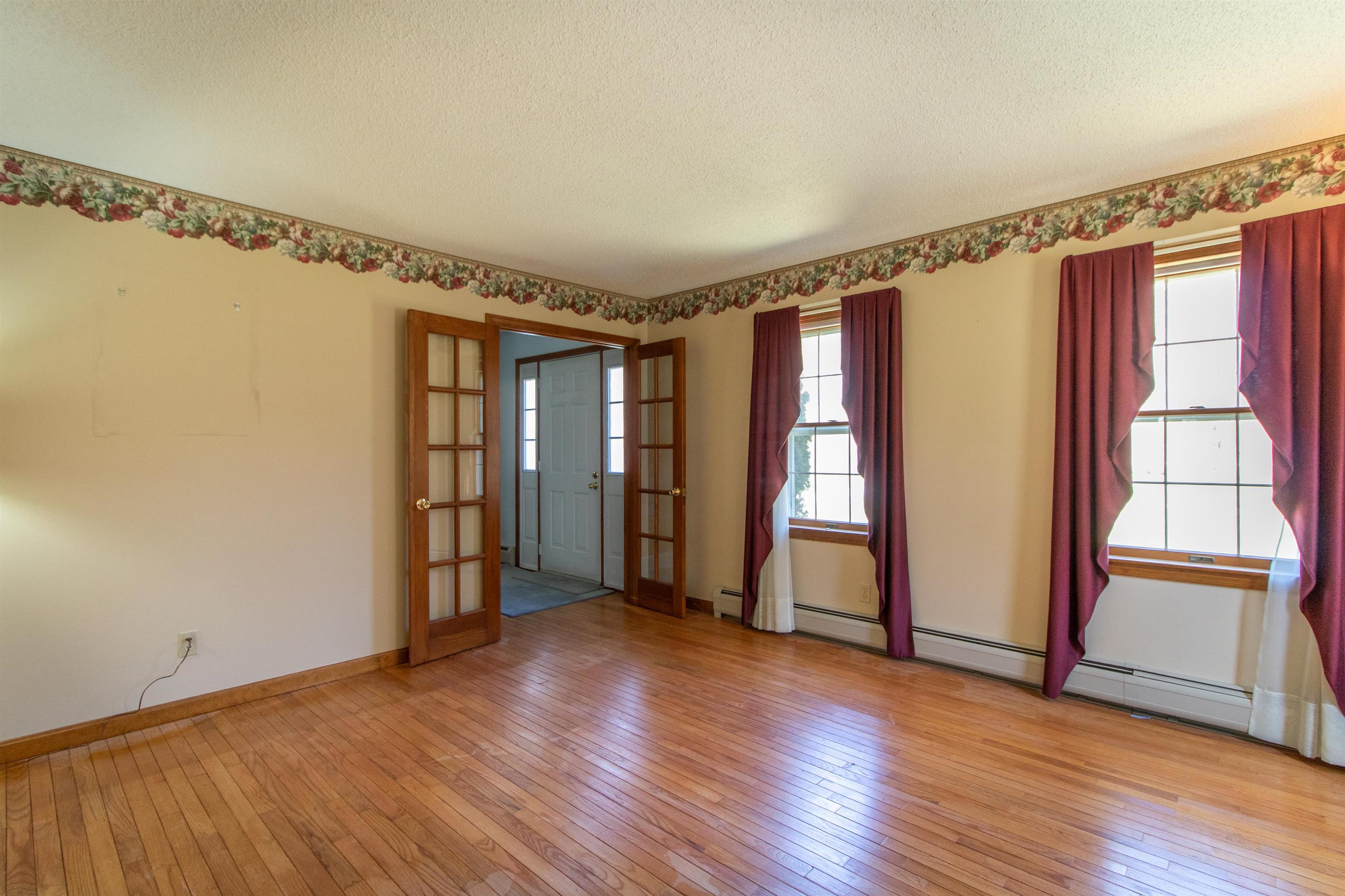 1017 Railroad Street Brighton, VT 05846 - Photo 21 of 60