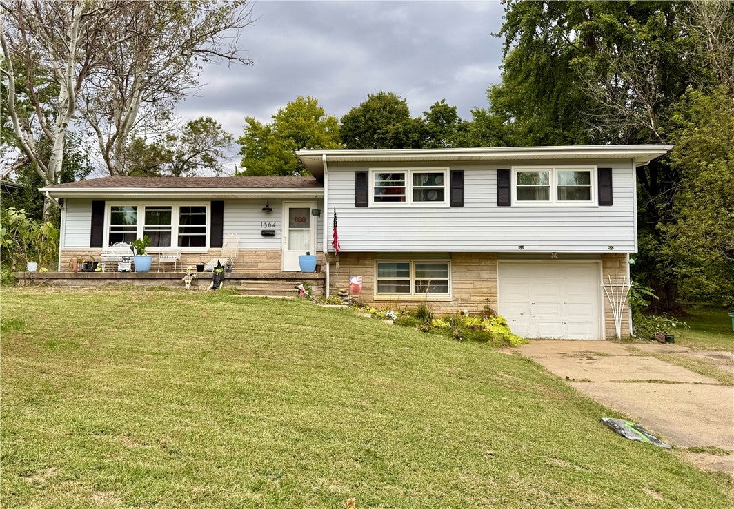 1564 West Allison Drive Decatur, IL 62526 - Photo 1 of 1 Gallery Image 1