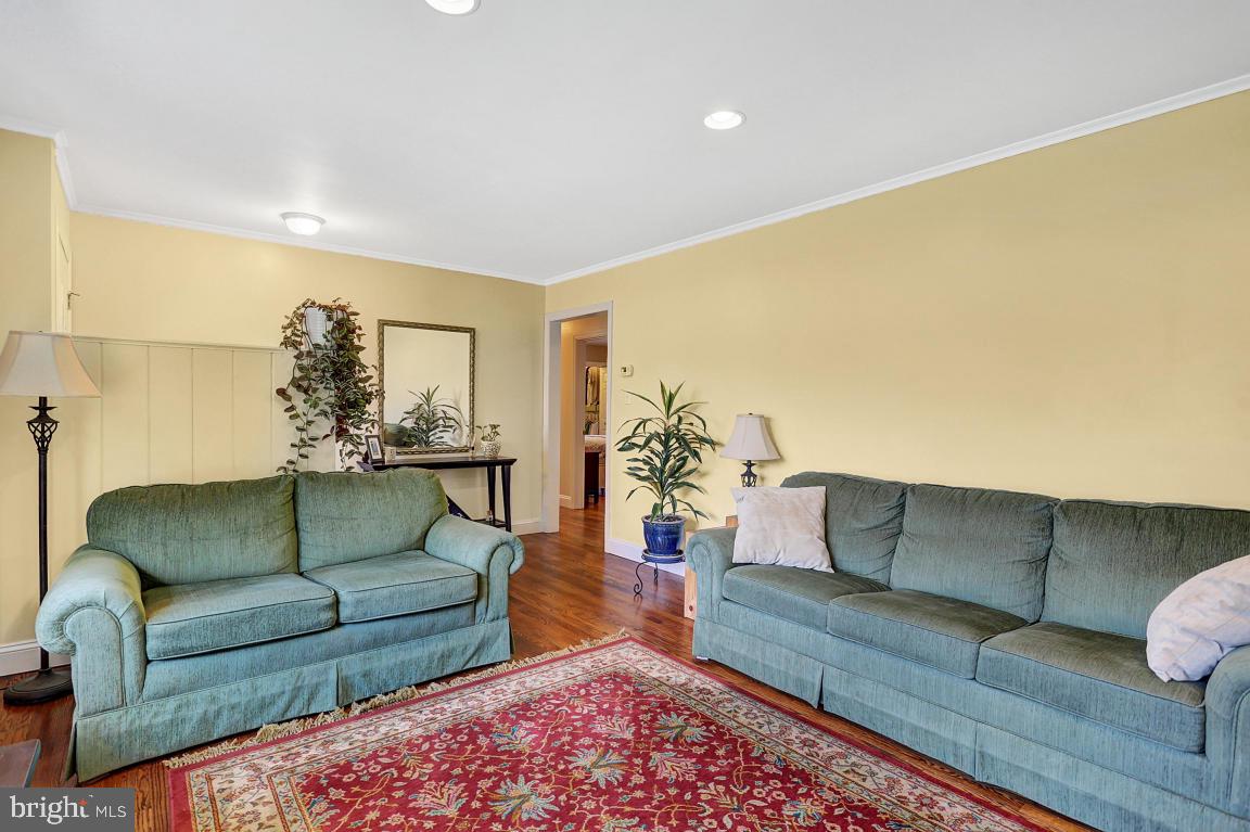 815 Robin Road Lancaster, PA 17601 - Photo 8 of 22 Gallery Image 8