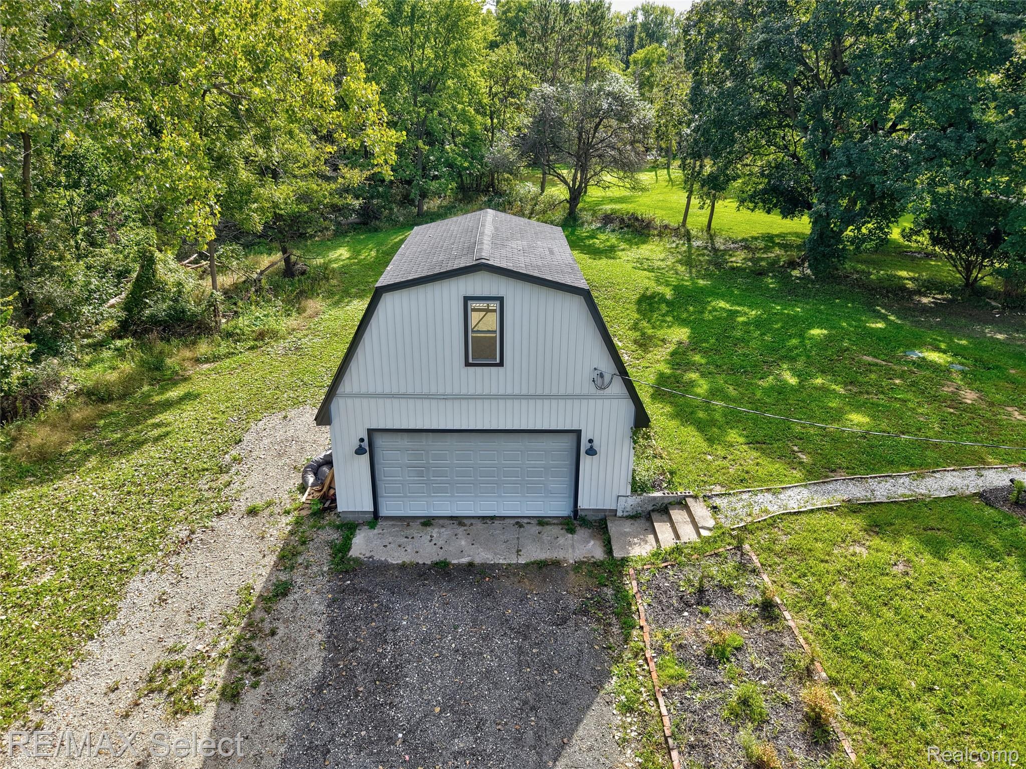 12111 Linden Road Linden, MI 48451 - Photo 19 of 63 12111 Linden Rd 26.jpg