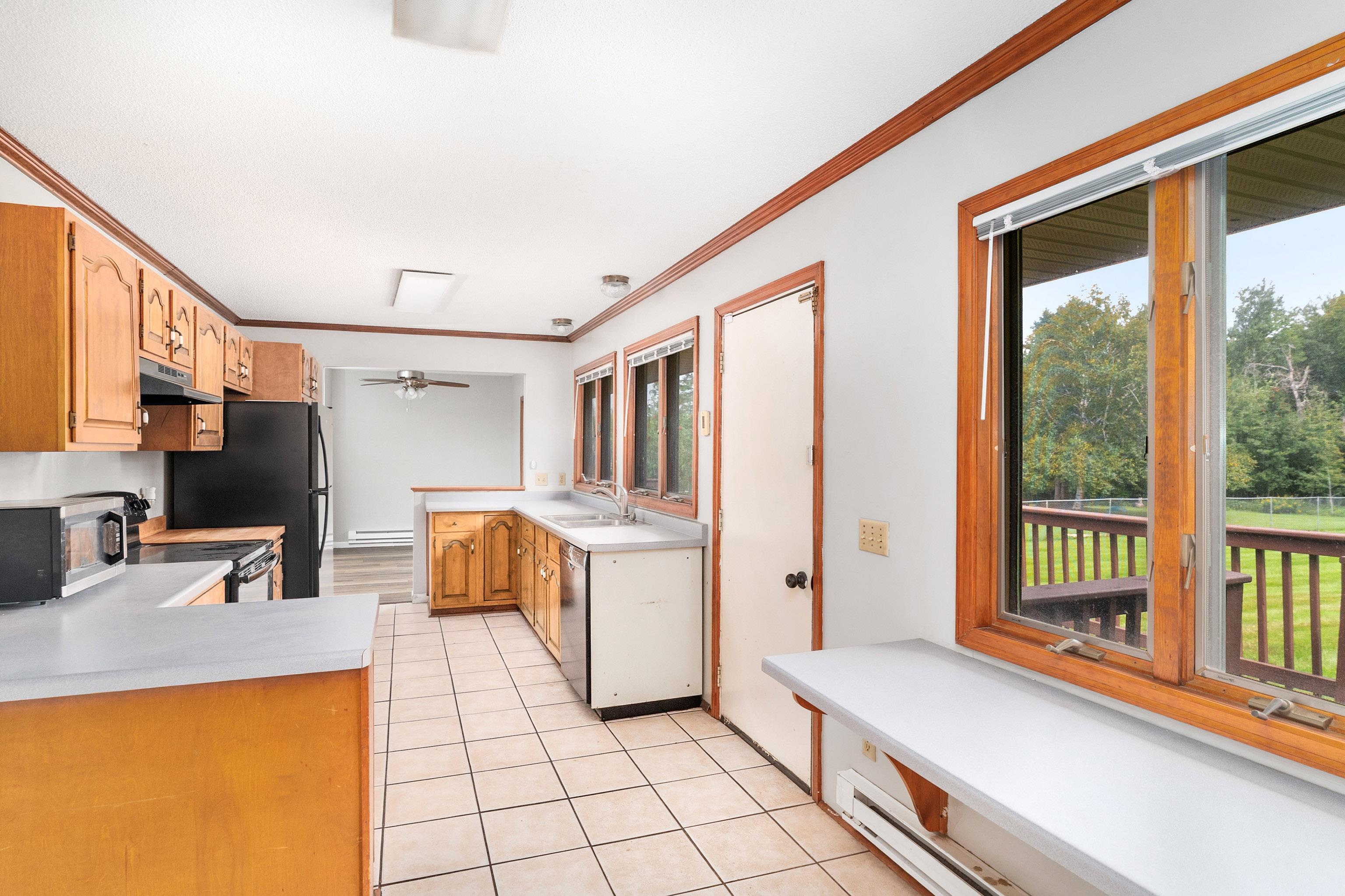 3820 Decker Road Duluth, MN 55811 - Photo 14 of 36