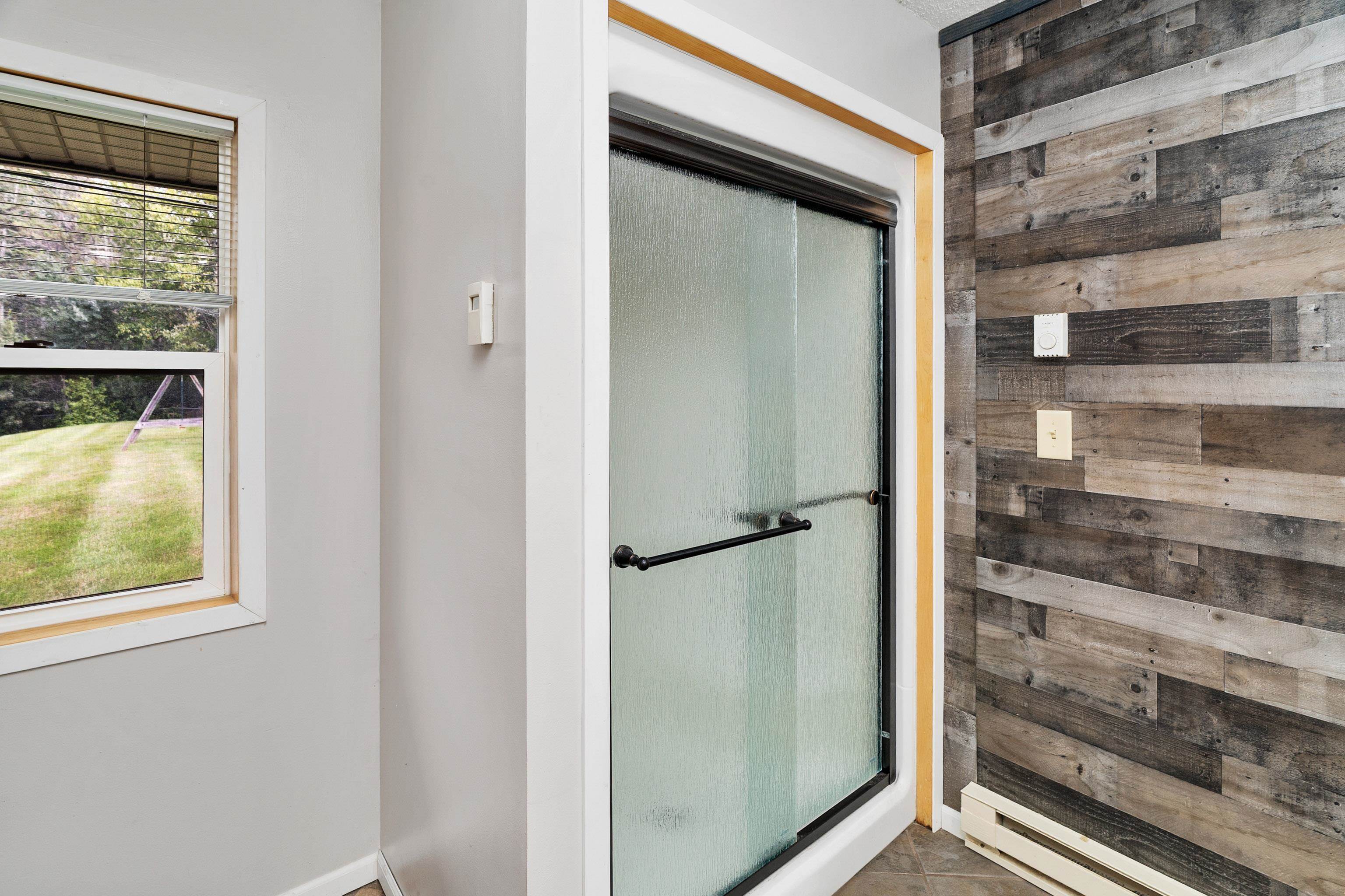 3820 Decker Road Duluth, MN 55811 - Photo 16 of 36