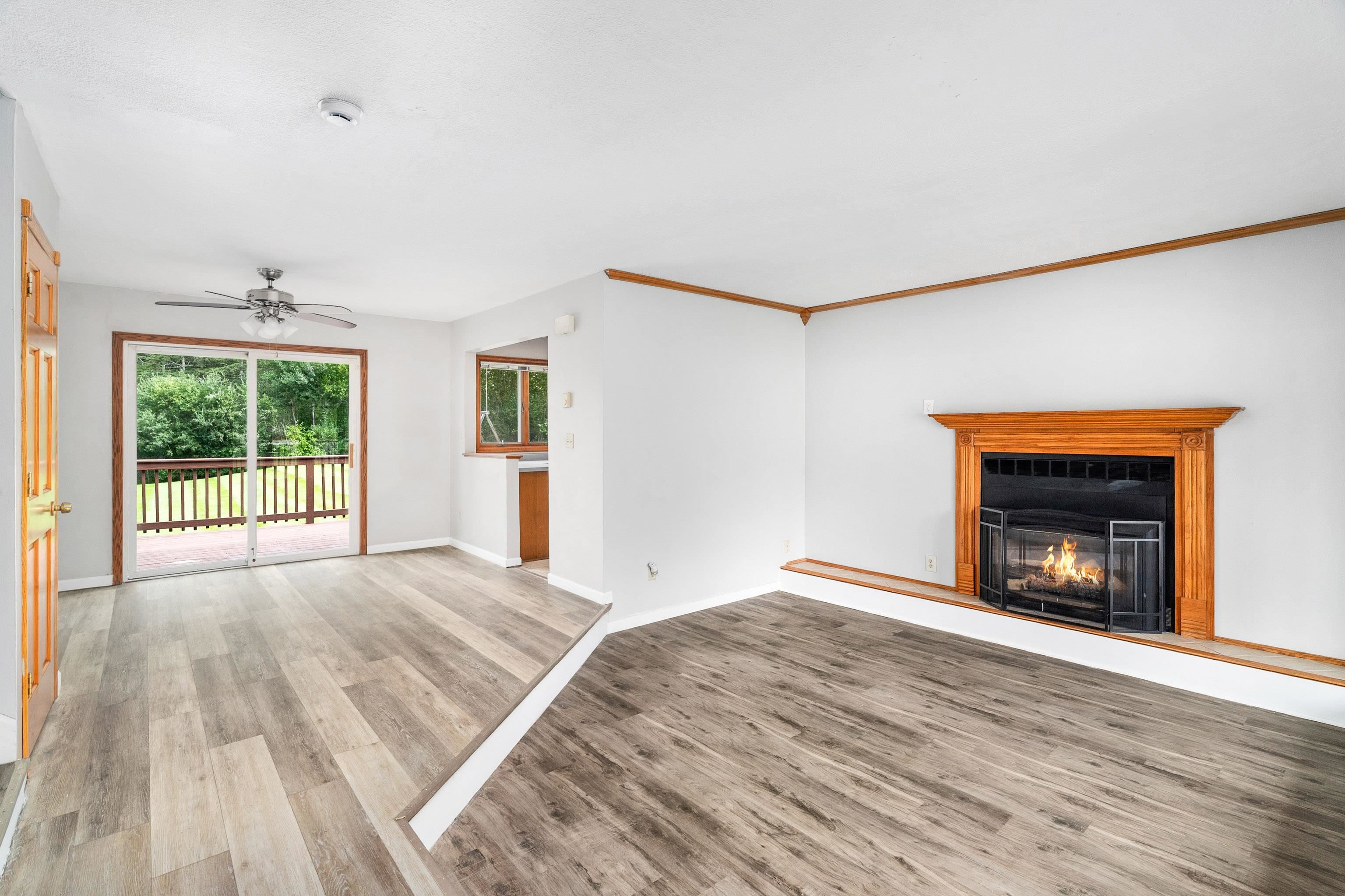 3820 Decker Road Duluth, MN 55811 - Photo 3 of 36