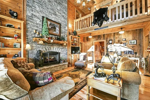 $1,150,000 | 671 Stover Knob Trail, Cherry Log, GA 30522