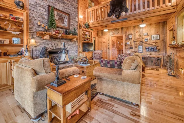 $1,150,000 | 671 Stover Knob Trail, Cherry Log, GA 30522