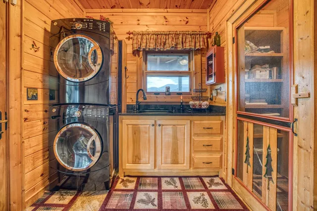 $1,150,000 | 671 Stover Knob Trail, Cherry Log, GA 30522