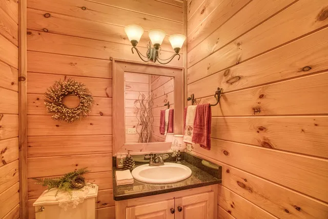 $1,150,000 | 671 Stover Knob Trail, Cherry Log, GA 30522