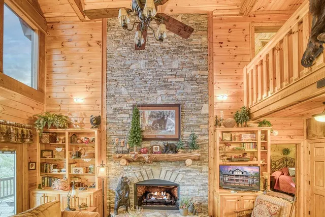 $1,150,000 | 671 Stover Knob Trail, Cherry Log, GA 30522