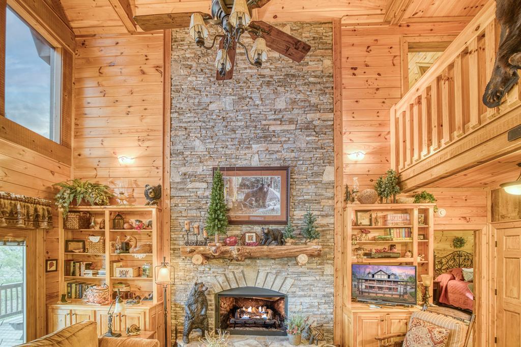 671 Stover Knob Trail Cherry Log, GA 30522 - Photo 4 of 89