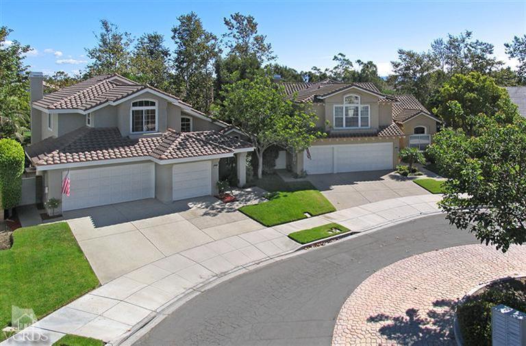 2204 Cedar Ridge Court Oxnard, CA 93036 - Photo 1 of 35 Primary Photo