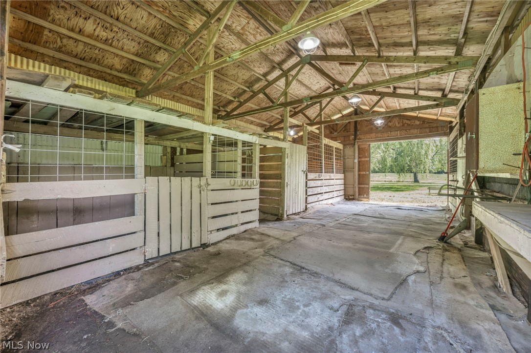 6407 Indian Point Road Painesville, OH 44077 - Photo 44 of 50