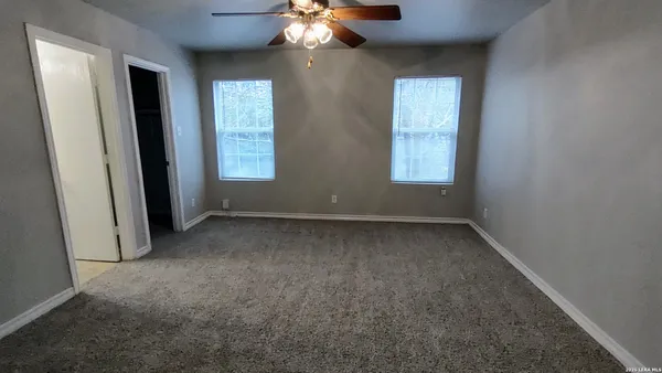 $1,450 | 5003 Summit Wood, Unit 4, San Antonio, TX 78229