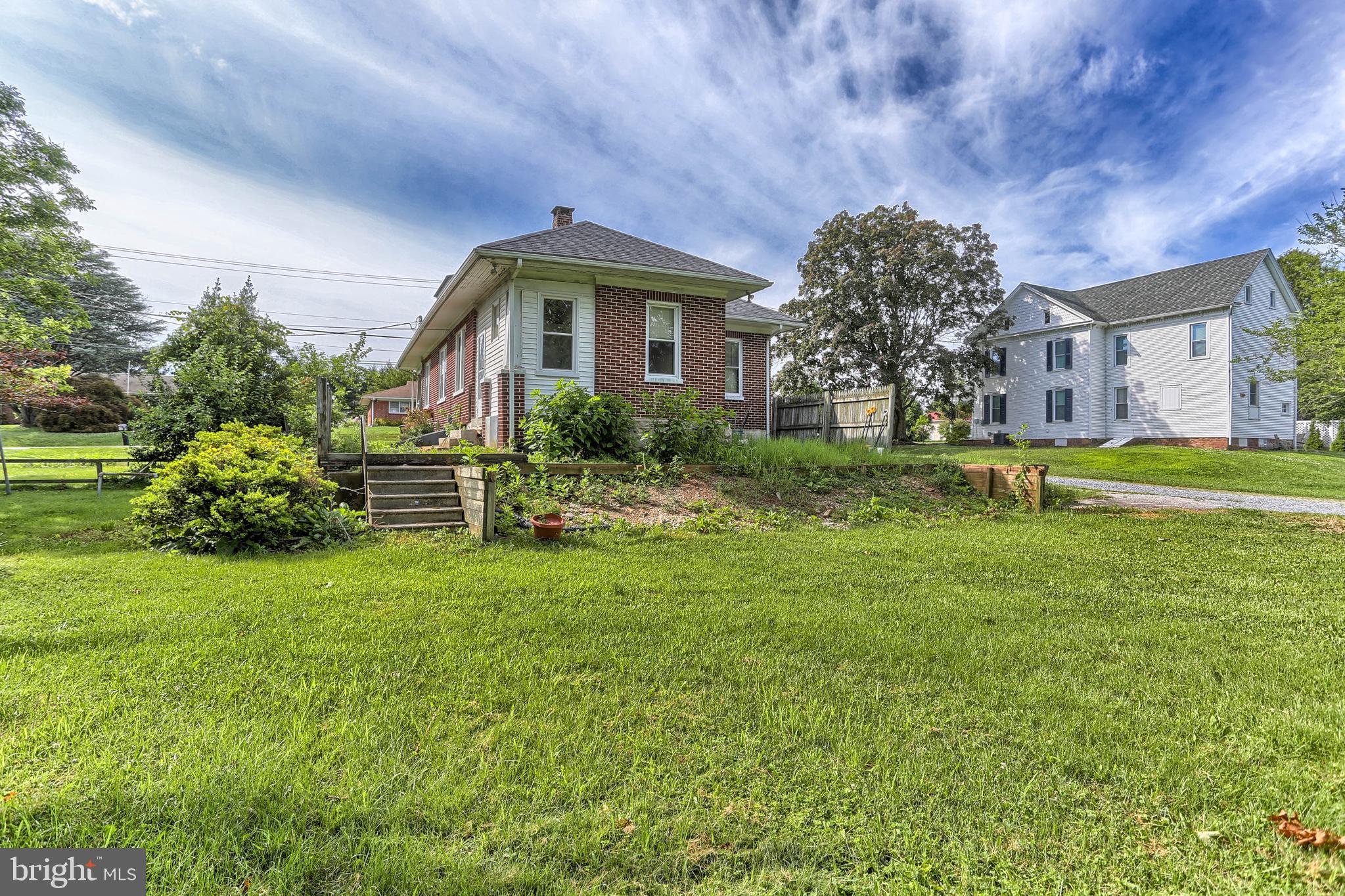1675 Church Road York, PA 17408 - Photo 7 of 35