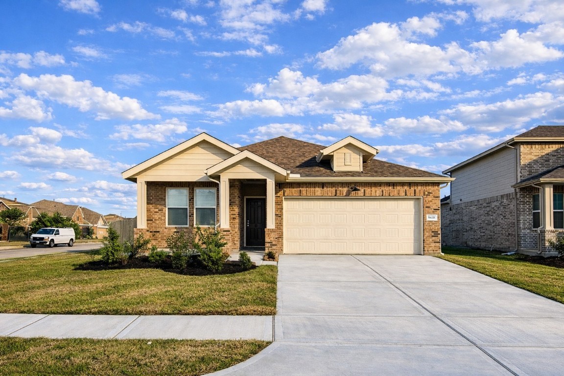 8438 Bay Rdg Circle Baytown, TX 77523 - Photo 2 of 22 front view
