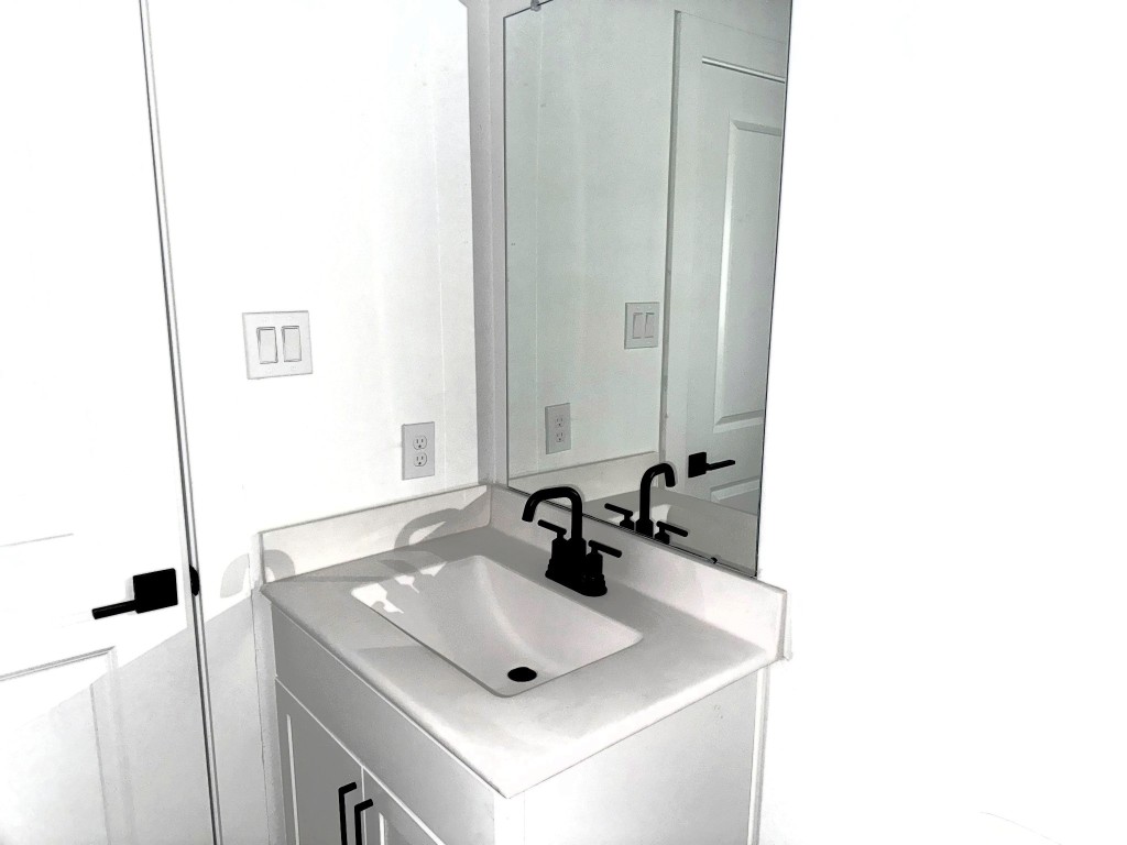 8438 Bay Rdg Circle Baytown, TX 77523 - Photo 10 of 22 Bathroom 2