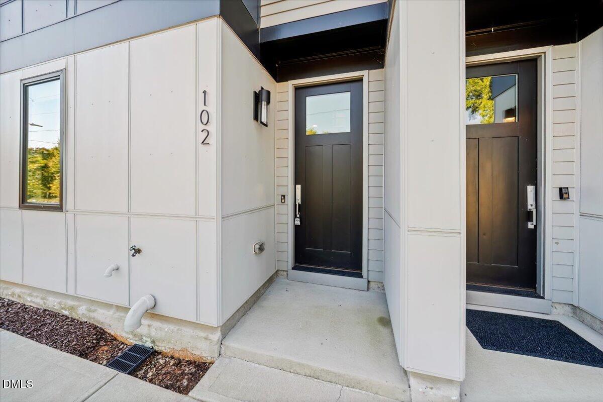 712 East Edenton Street, Unit 102 Raleigh, NC 27601 - Photo 4 of 29 a view of entryway