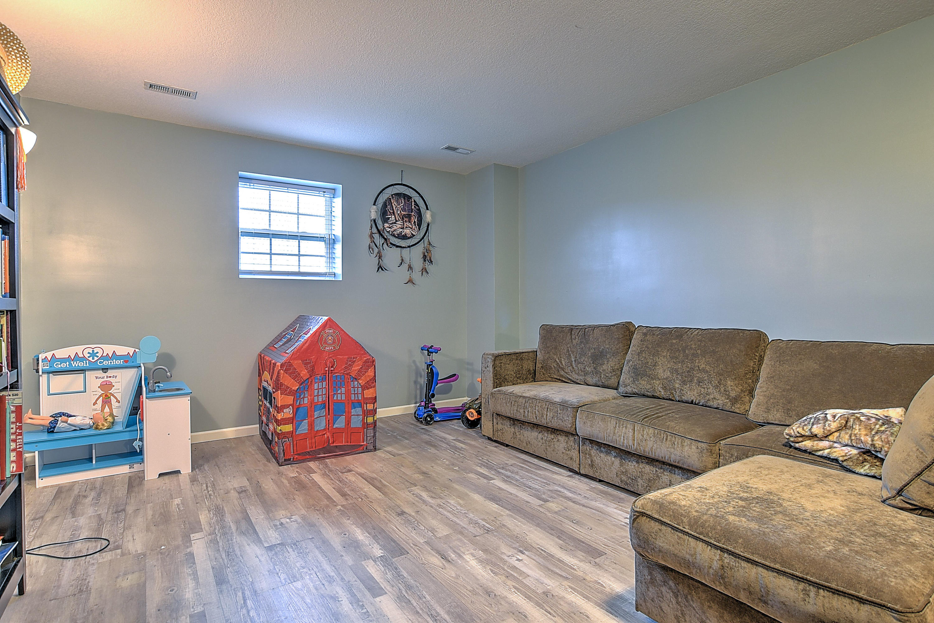 422 Poplar Ridge Road Piney Flats, TN 37686 - Photo 19 of 23 Bonus Room 2