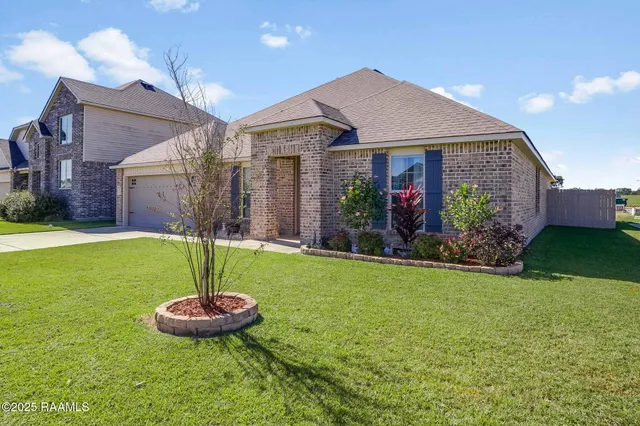 $349,000 | 135 Grace View Drive, Lafayette, LA 70506