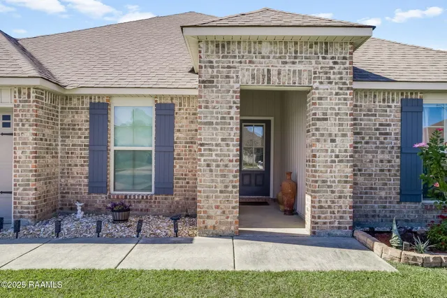 $349,000 | 135 Grace View Drive, Lafayette, LA 70506
