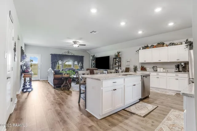 $349,000 | 135 Grace View Drive, Lafayette, LA 70506