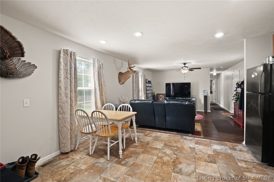 3646 Albin Ford Road Southeast Elizabeth, IN 47117 - Photo 11 of 35 Gallery Image 11